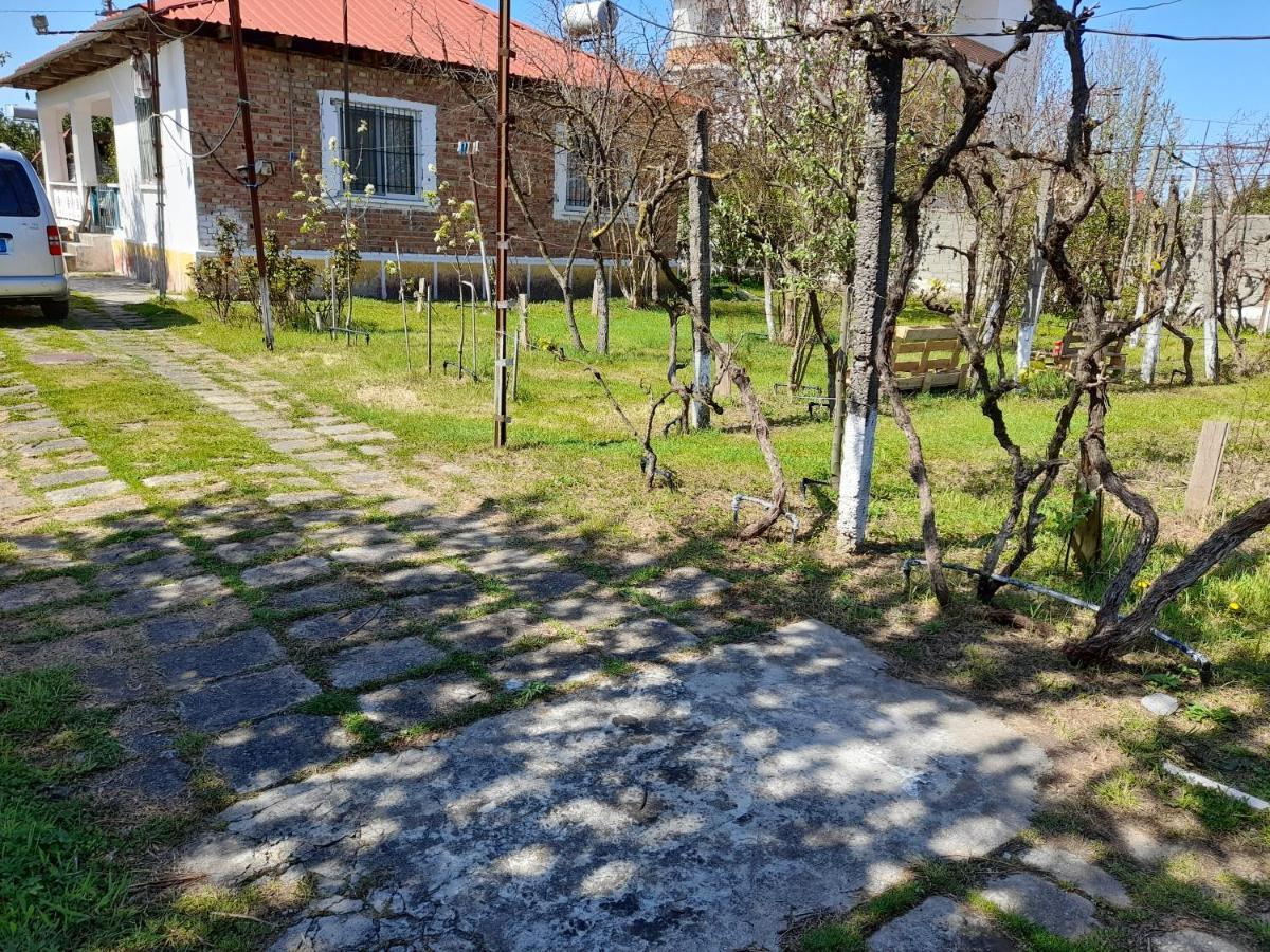 Chateau Sukaj Ljaknasi 외부 사진